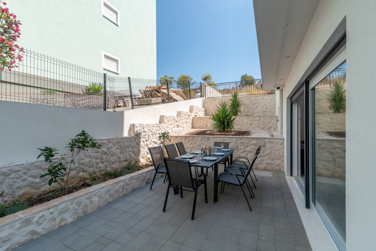 Villa Sun Stone