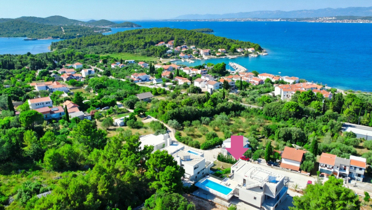 Villa Supreme Pašman