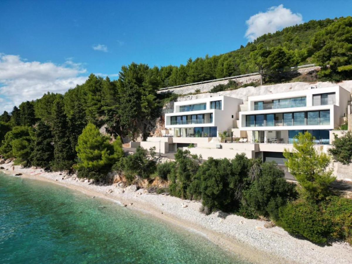 Villa Deluxe