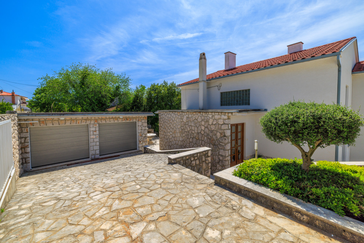 Villa Empress