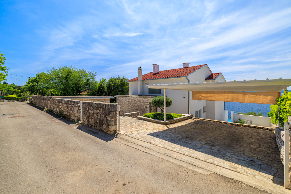 Villa Empress