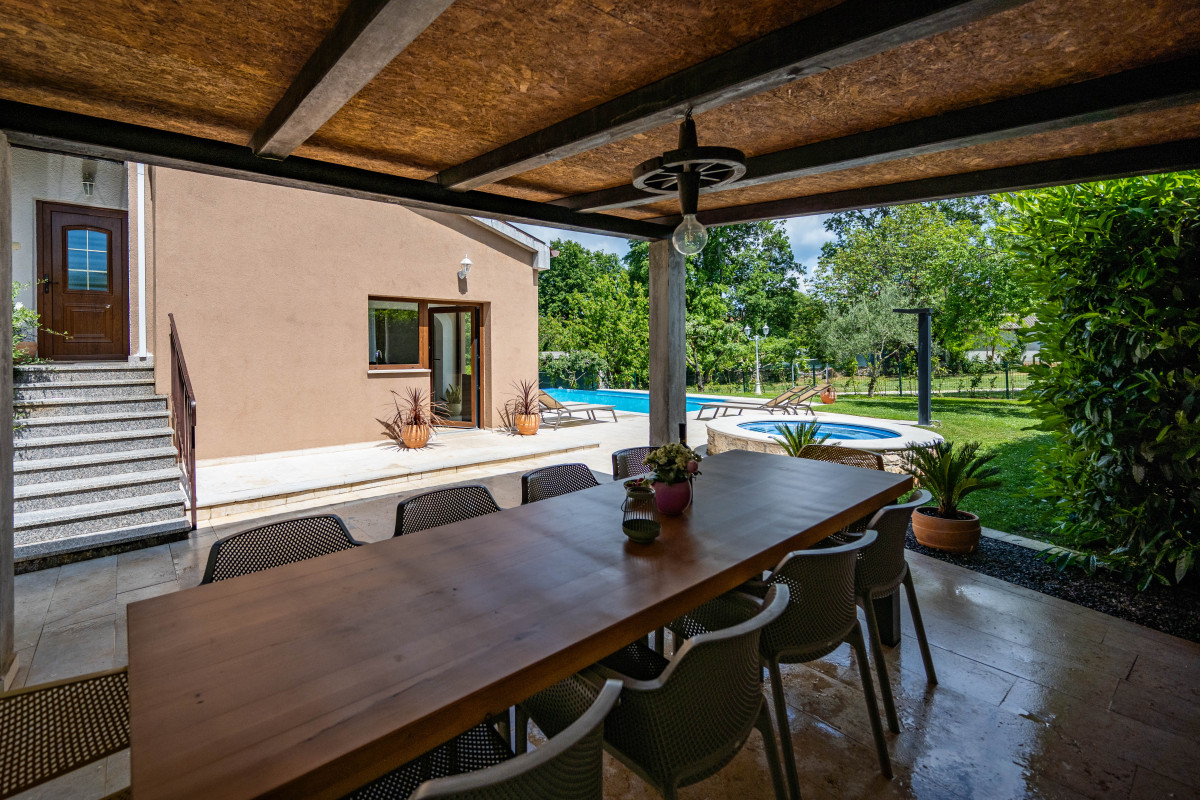 Villa Ferlini