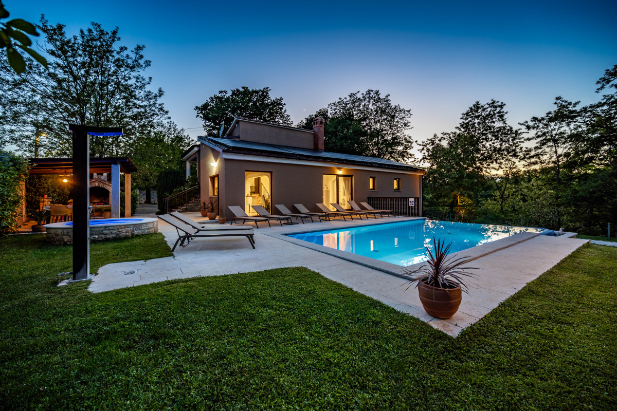 Villa Ferlini