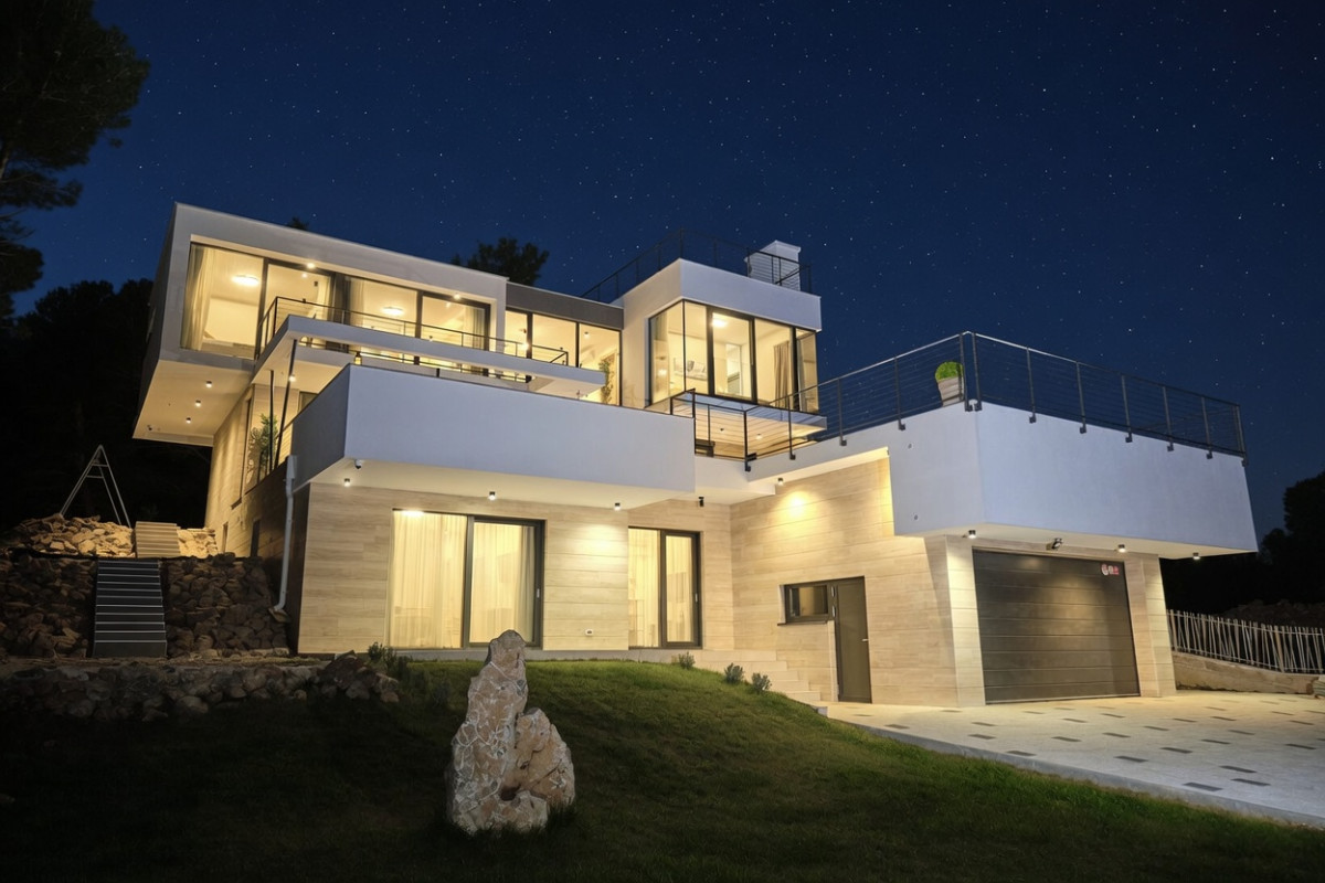 Villa Sunlight