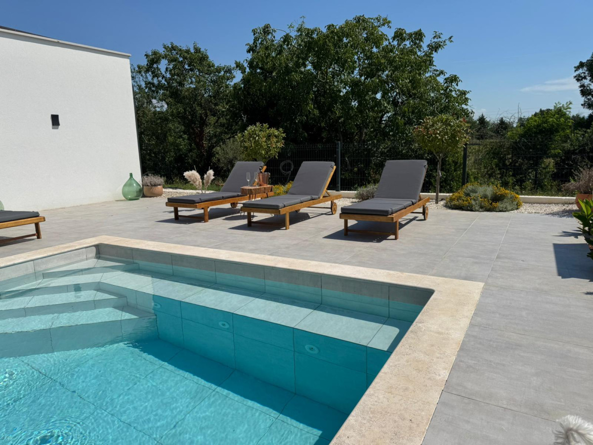 Villa D'MMASS