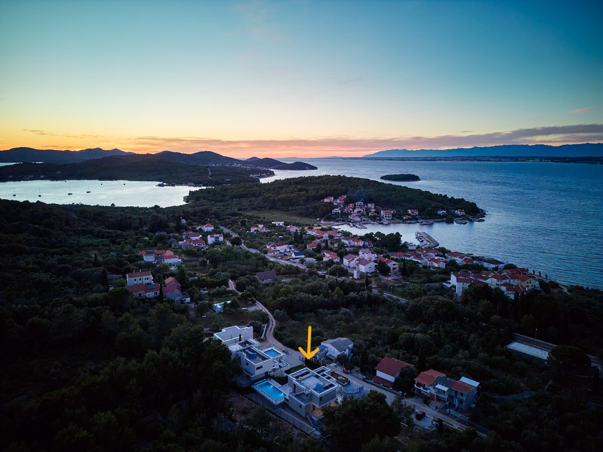 Villa Supreme Pašman