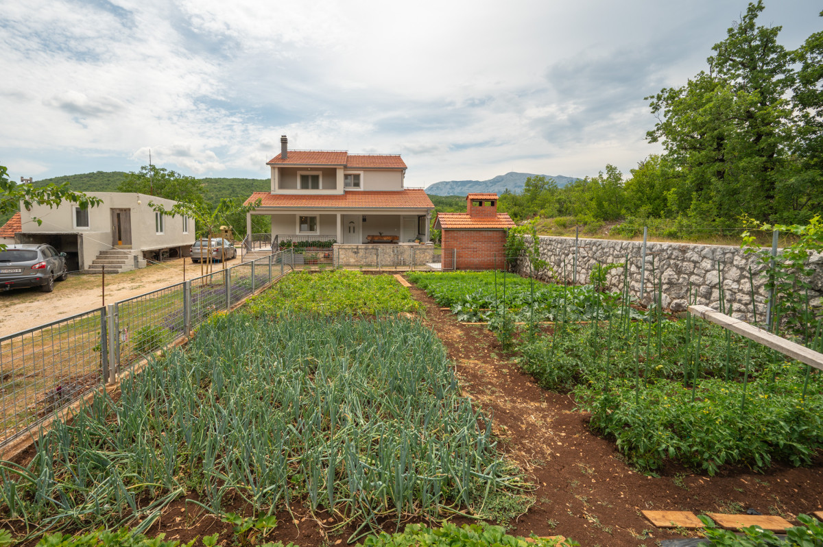 Villa Sky Stone