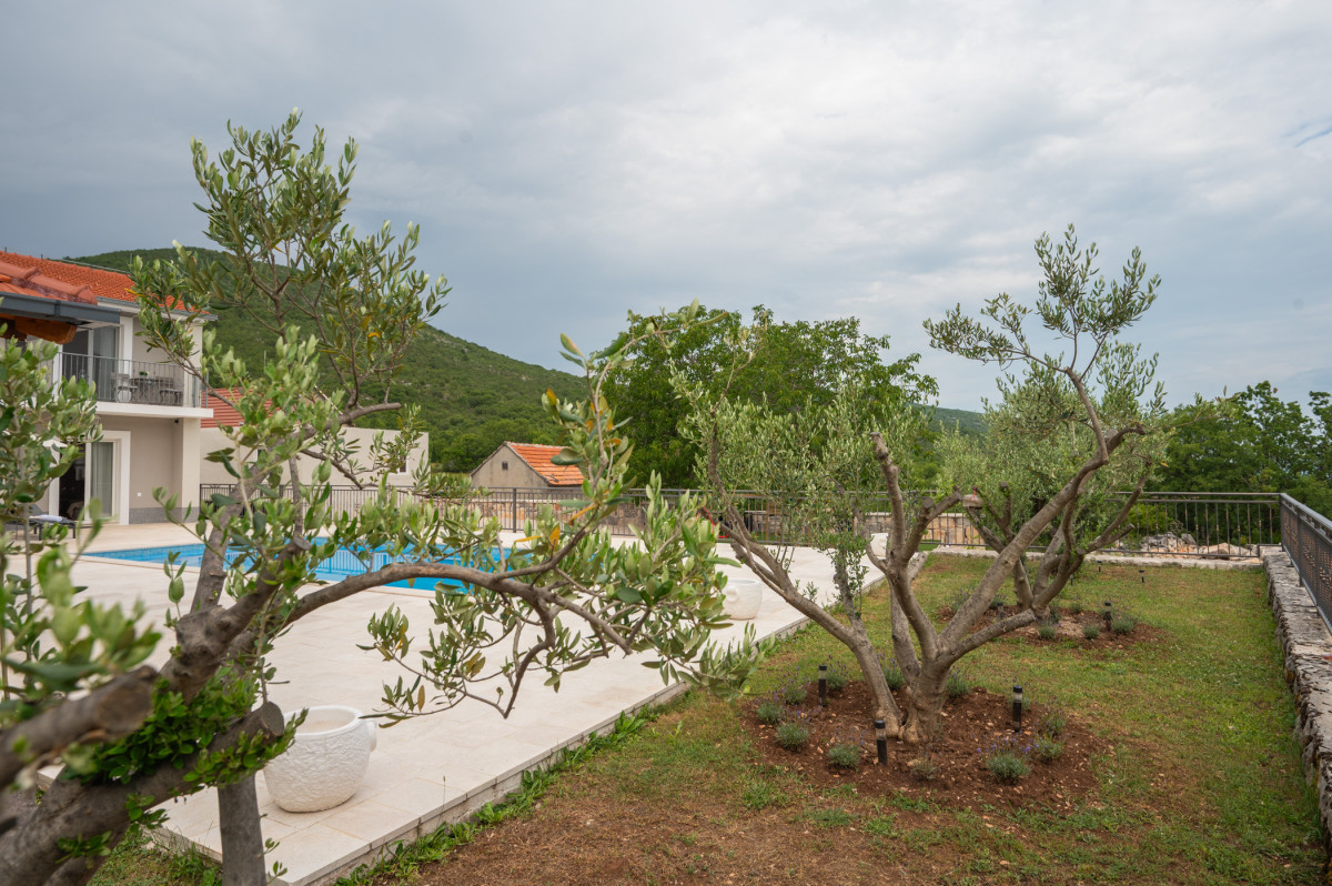 Villa Sky Stone