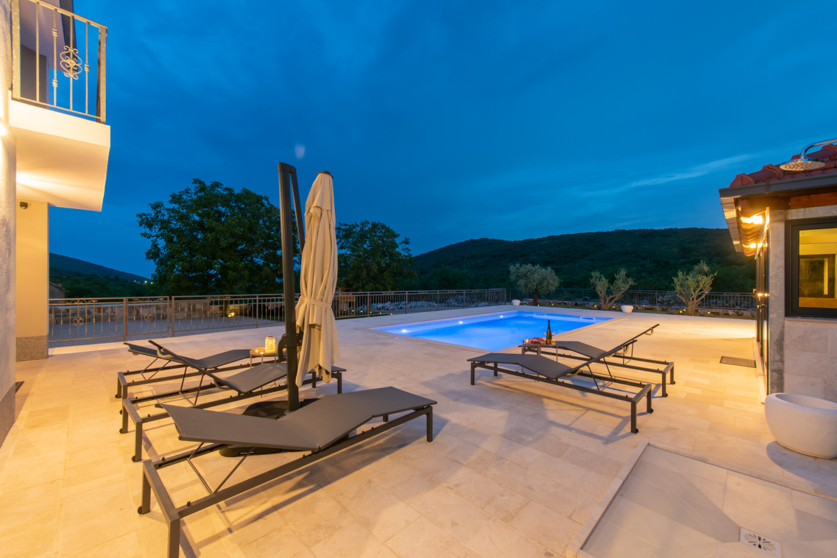 Villa Sky Stone