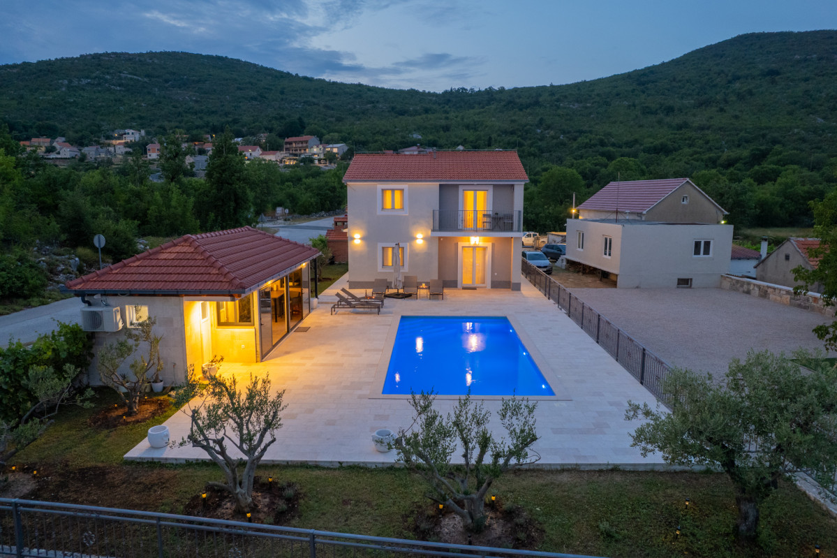 Villa Sky Stone