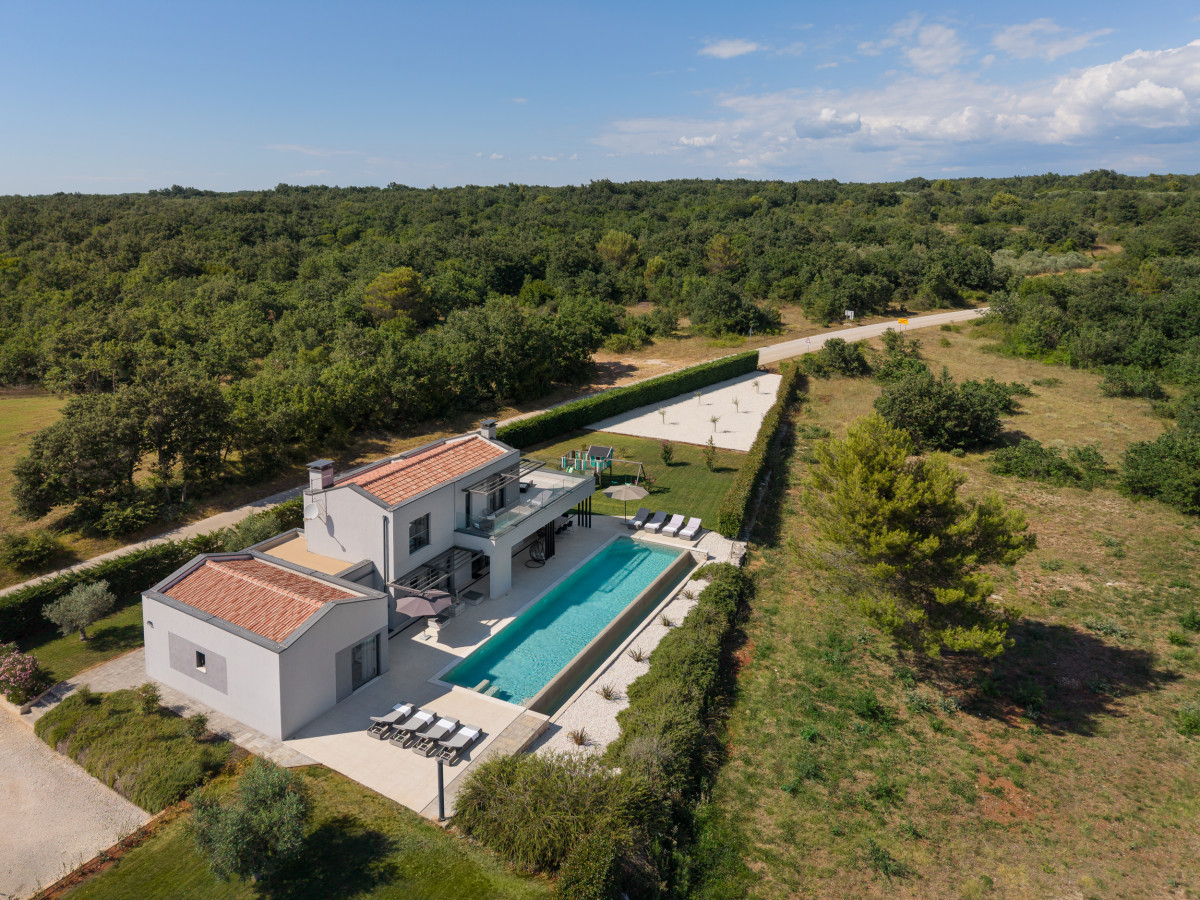Villa Infinity