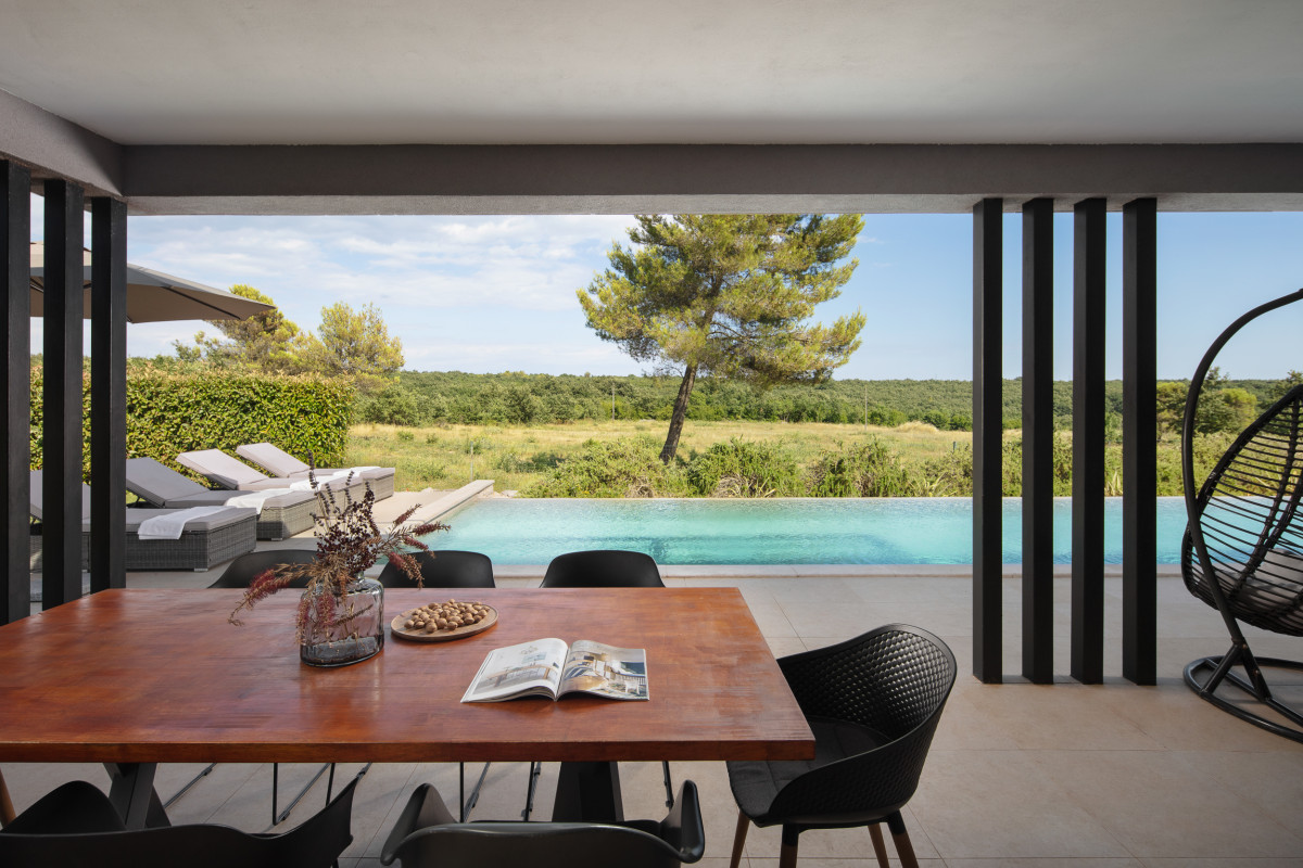 Villa Infinity