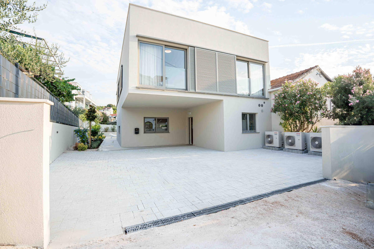 Villa Mariva Sutivan