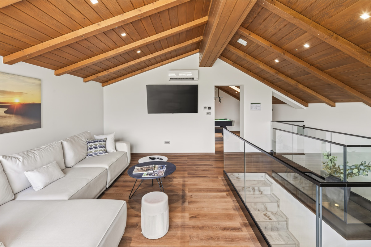 Villa Josephine by Vidrovaca