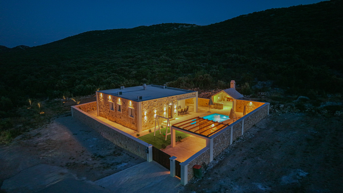 Villa Lapidea