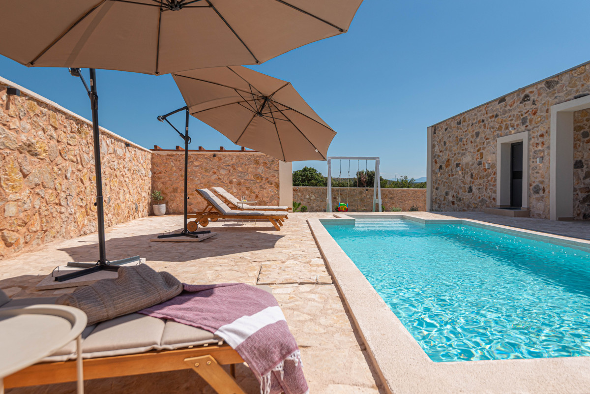 Villa Lapidea