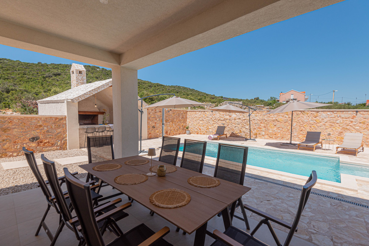 Villa Lapidea