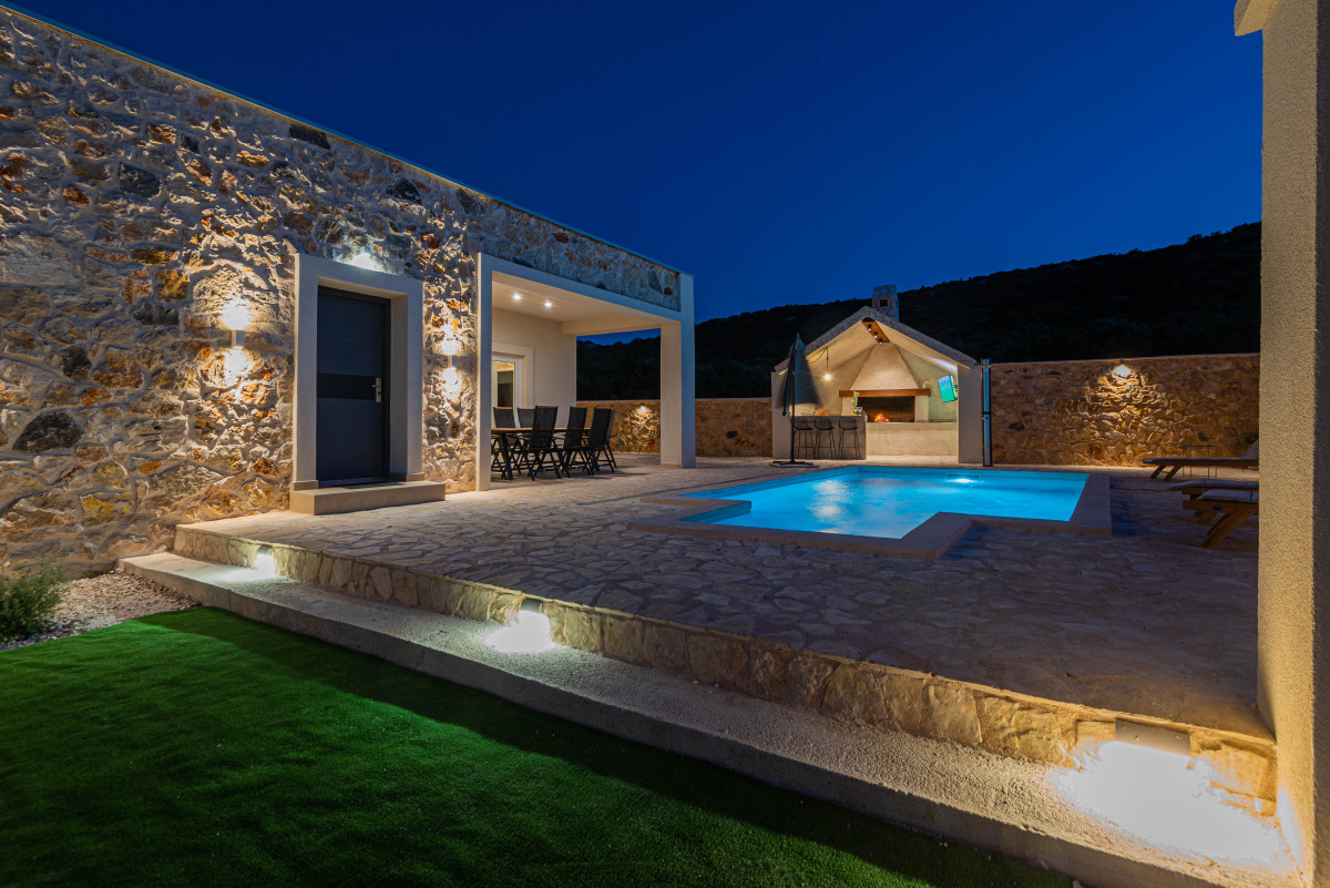 Villa Lapidea