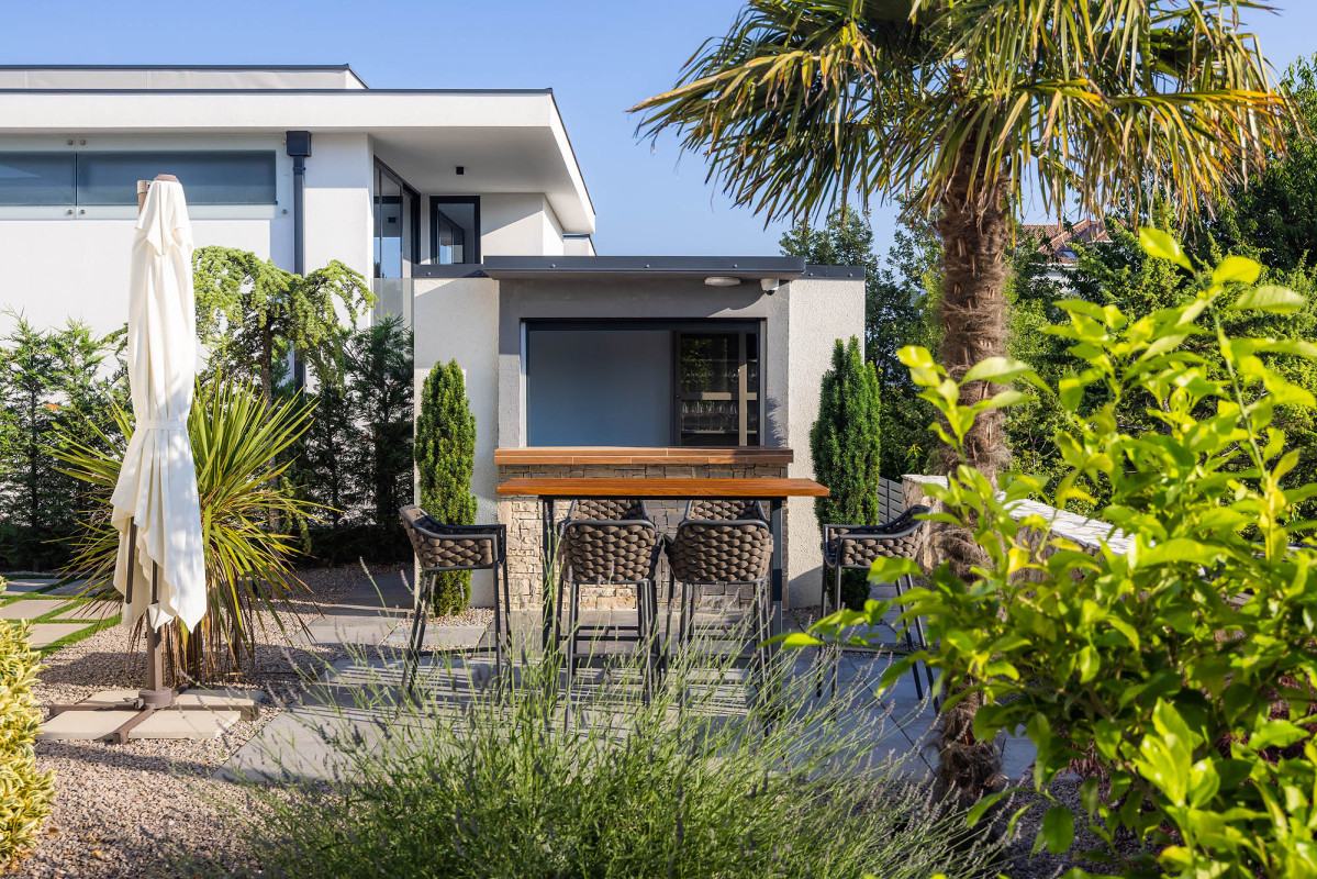 Villa Eternity