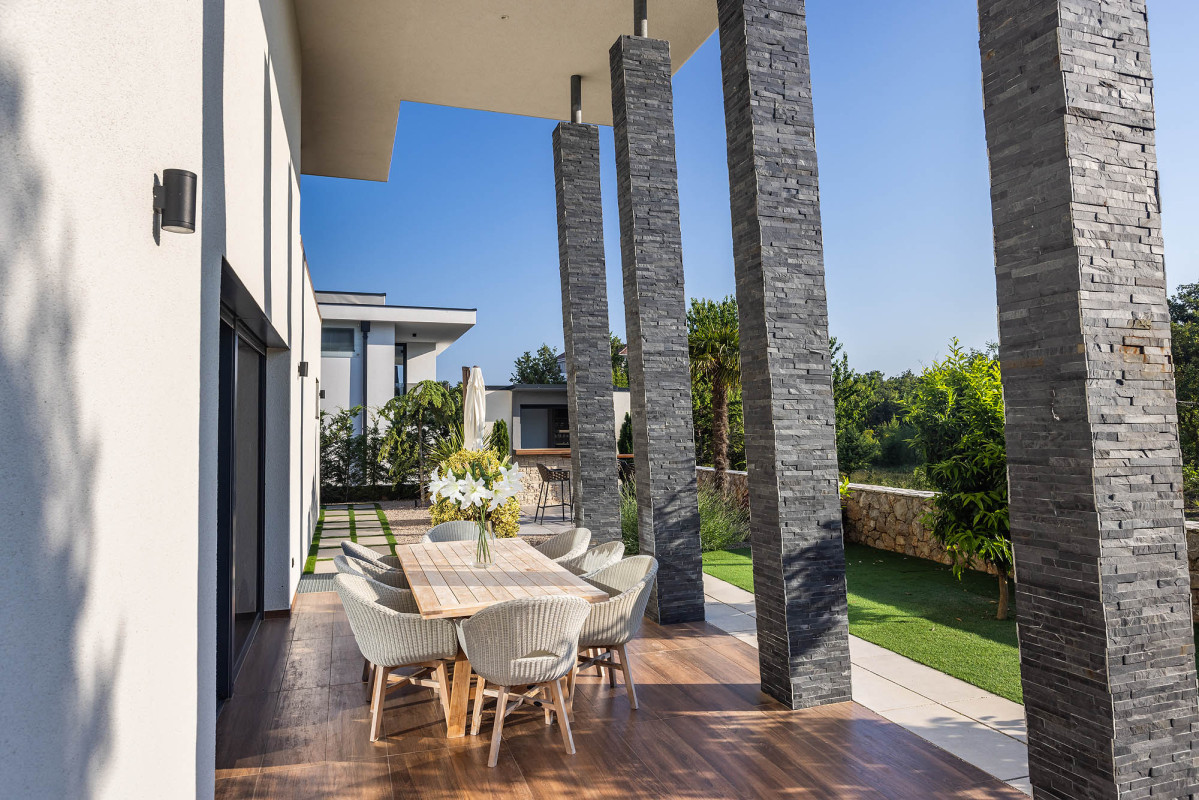 Villa Eternity