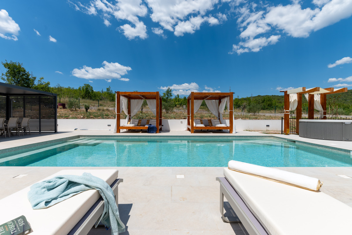 Villa Trogir Silente
