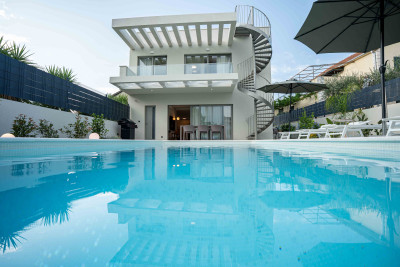 Villa Mariva Sutivan