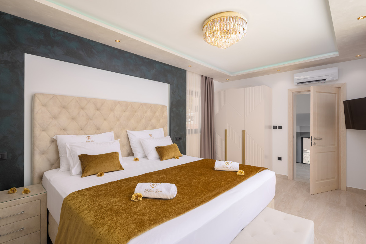Villa Golden Lion