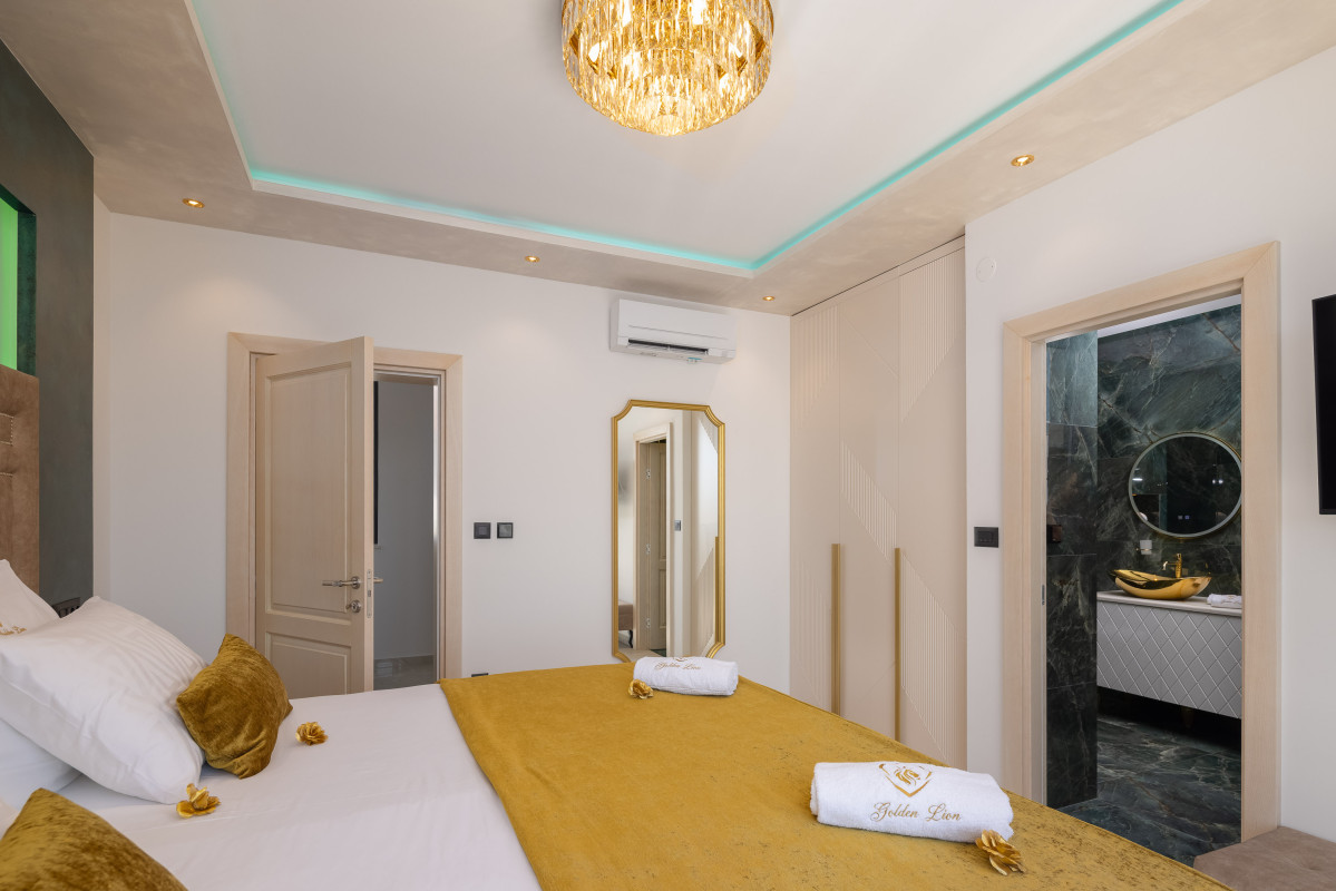 Villa Golden Lion