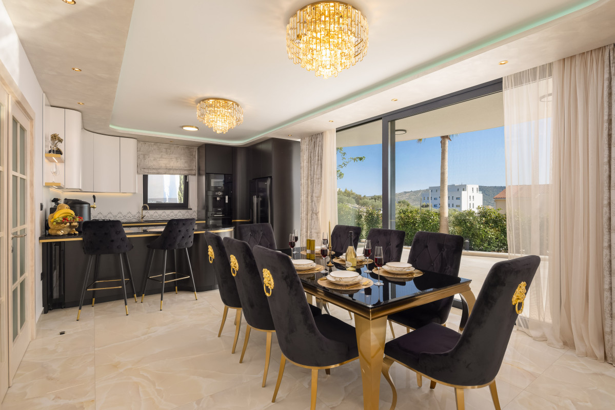 Villa Golden Lion