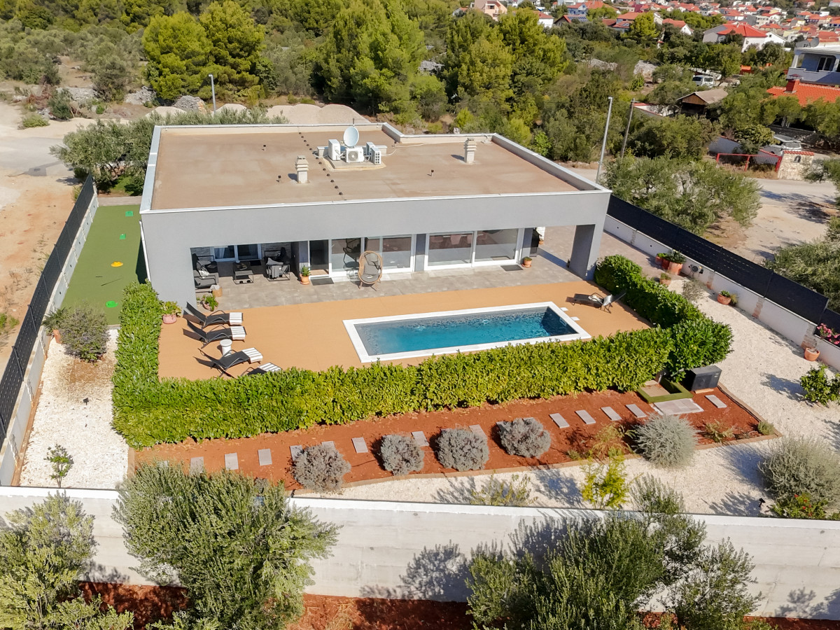 Villa Millennium